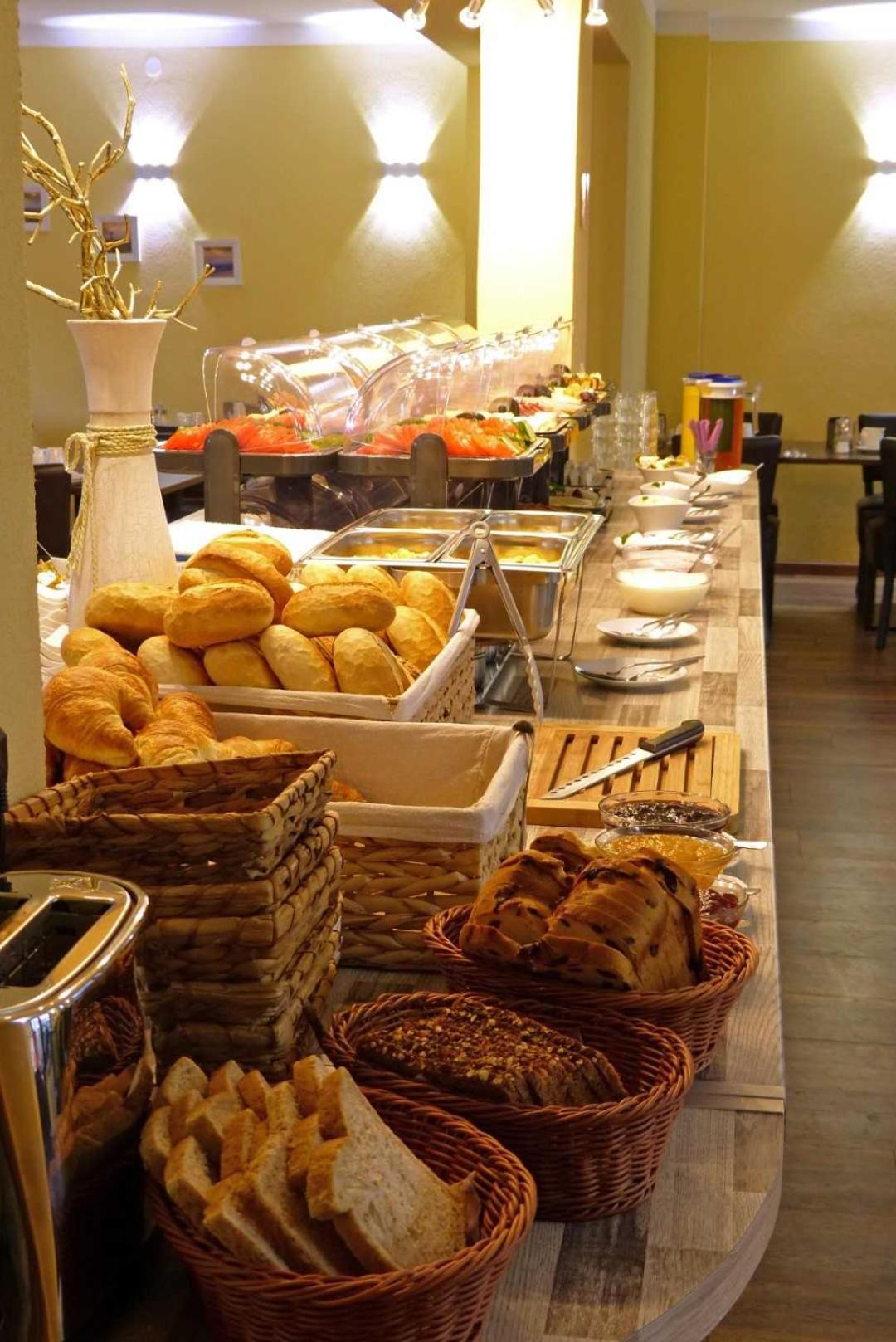 Hotel Zur Seerobbe كوكسهافن المظهر الخارجي الصورة